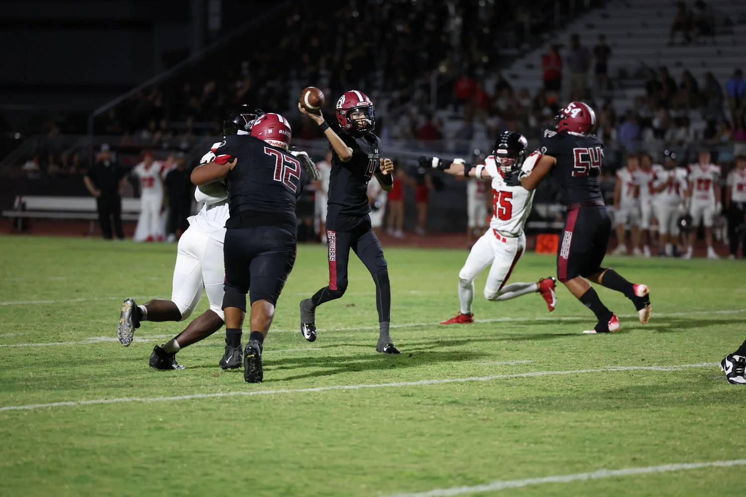 DRHS QB throwing the ball